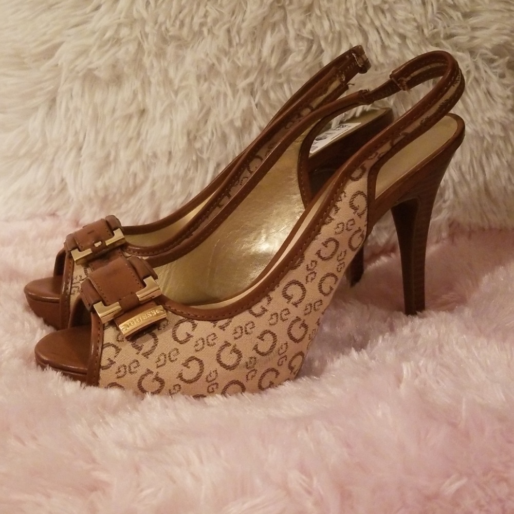 SOLD Guess signature G peeptoe slingbacks